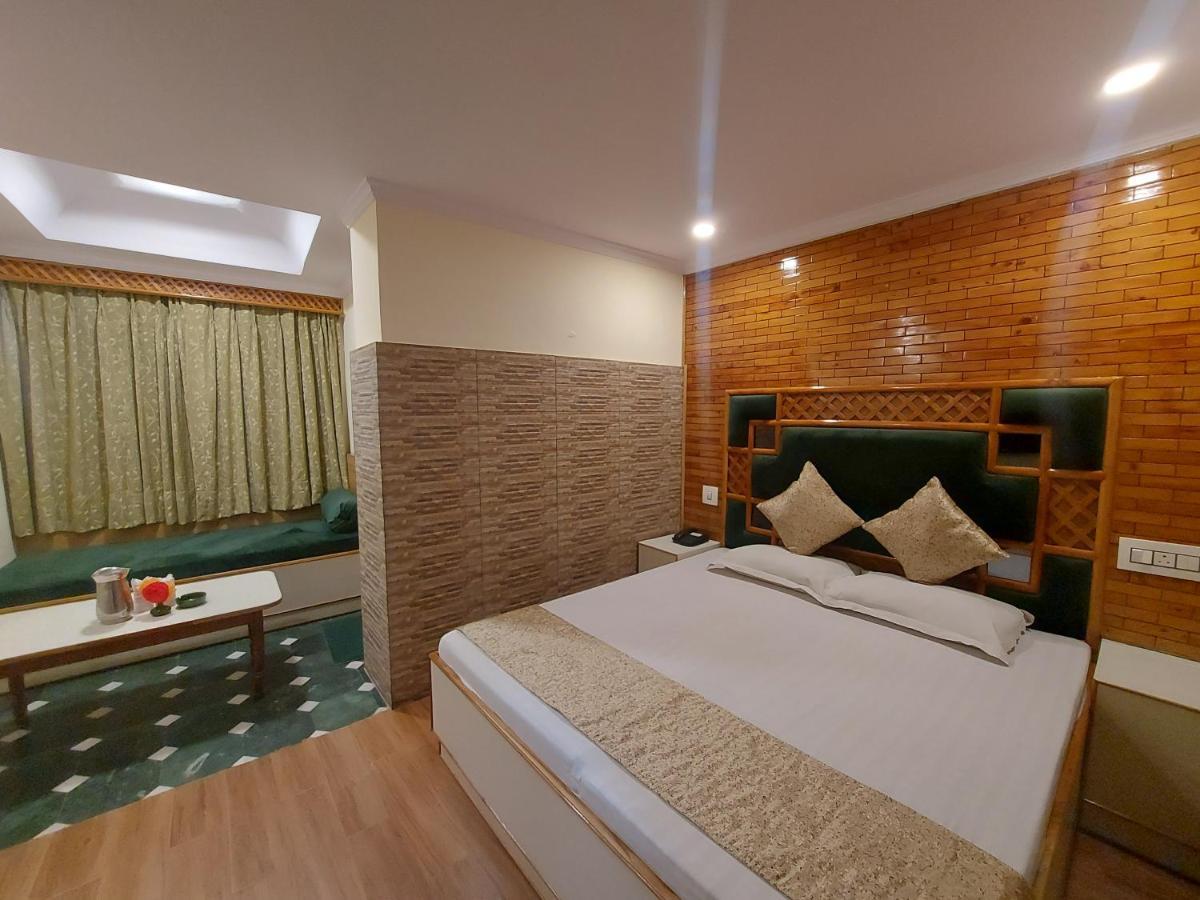 Brightland Hotel Shimla Exterior foto